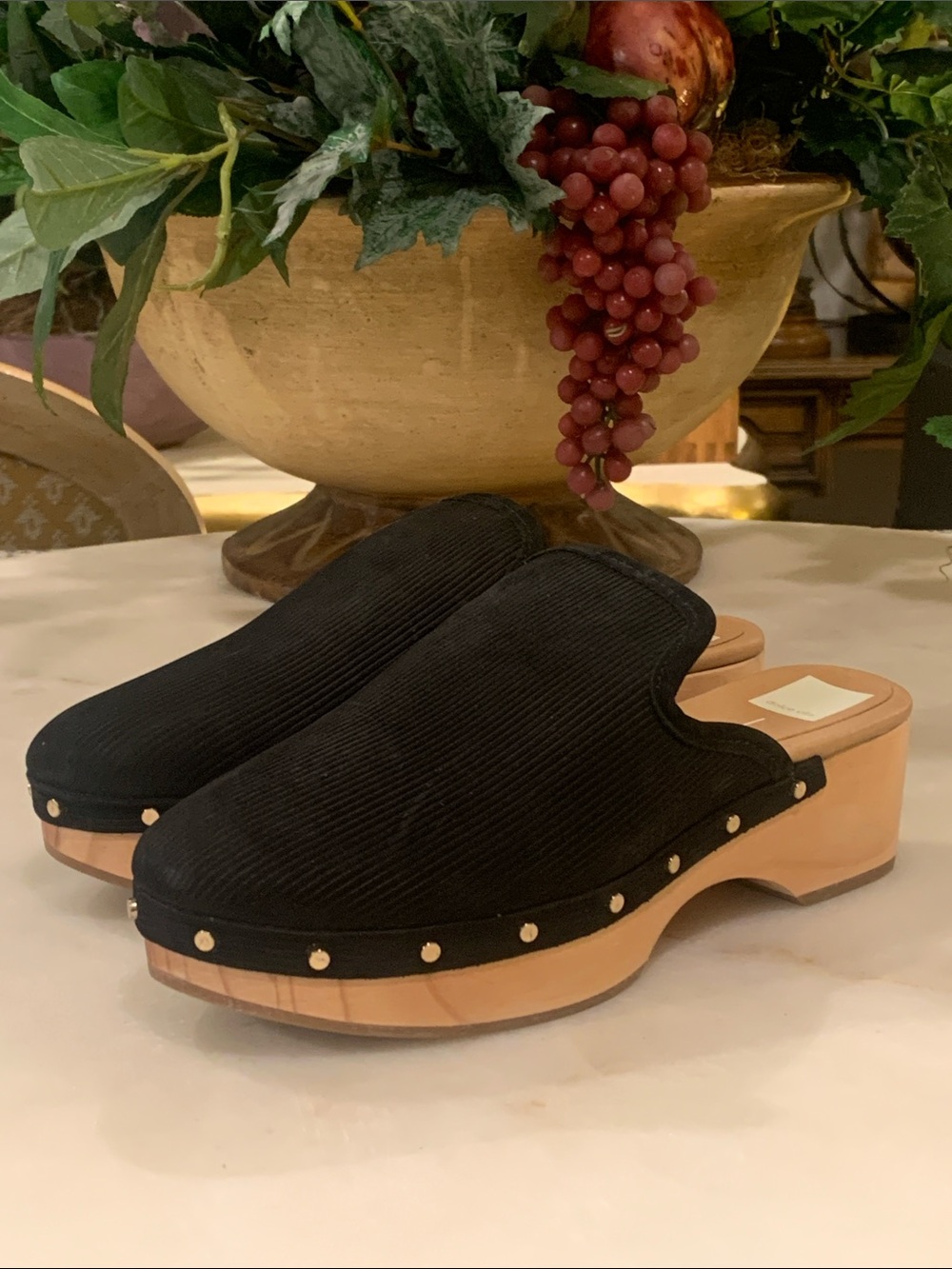 NWOT Dolce Vita black Corduroy Clog Size 9